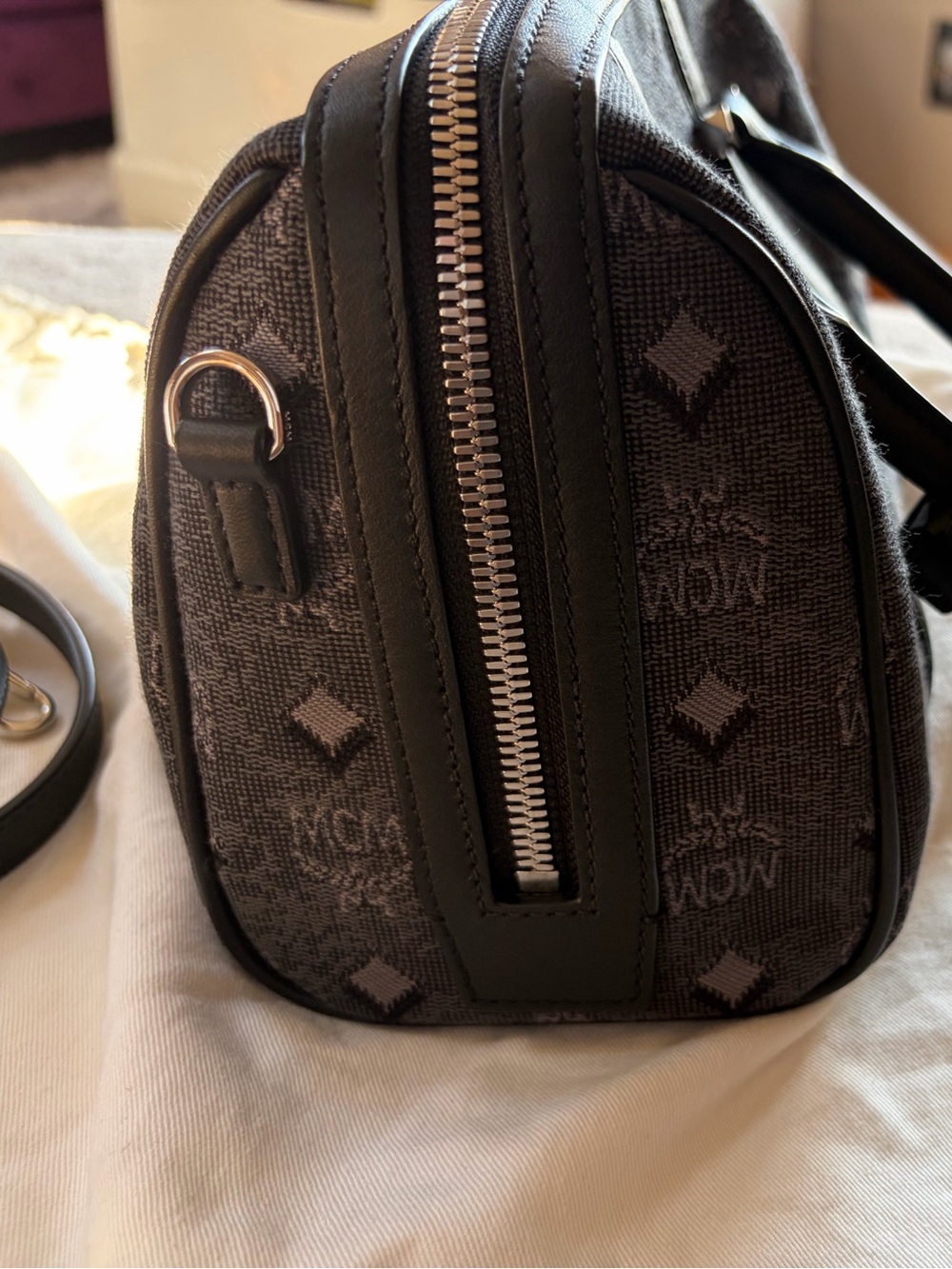 MCM Black Denim Aren bag - Picture 5 of 9